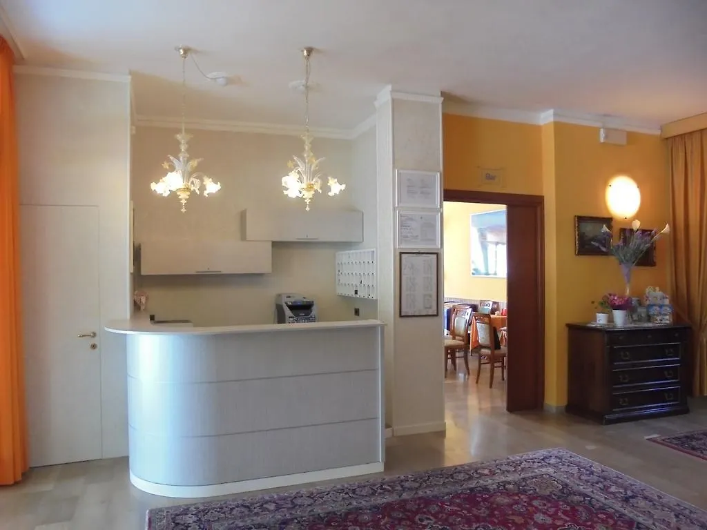 Hotel Nevada Bibione 3*,
